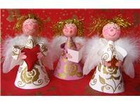 Andělíčci jako vánoční dekorace